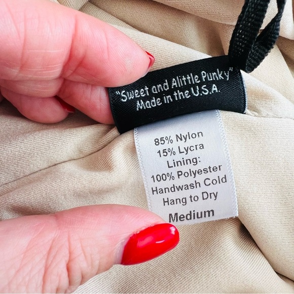 Sugar Doll floral retro pinup halter one piece swimsuit - Picture 12 of 13